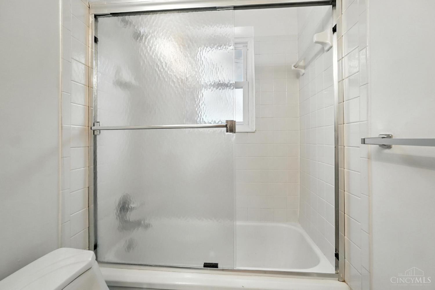 2270 Madison Road #1B, Cincinnati, OH, 45208 — photo 36