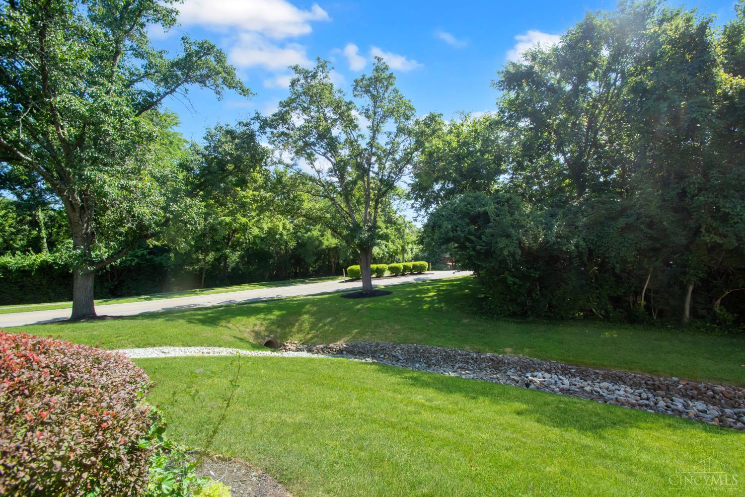 5990 Meadow Creek Drive #2, Miami Twp, OH, 45150 — photo 27