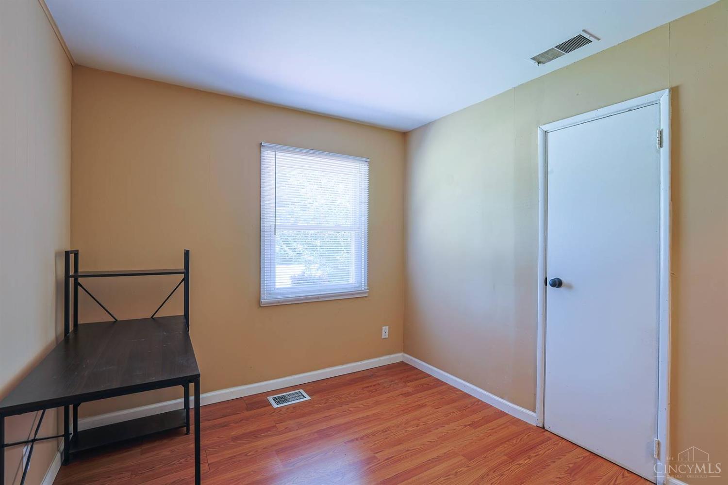 404 Mohican Drive, Loveland, OH, 45140 — photo 24