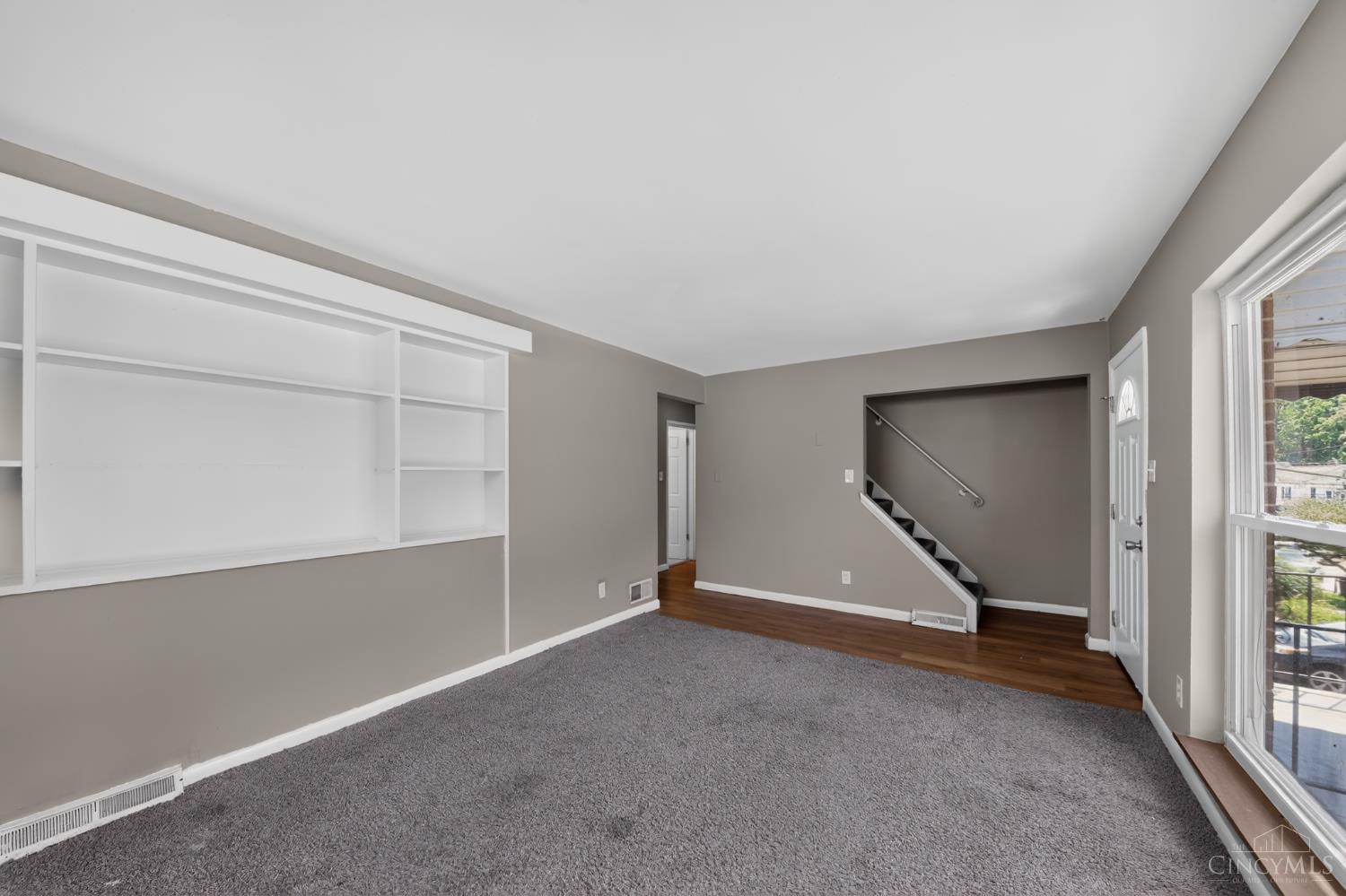 1703 Ashbrook Drive, Cincinnati, OH, 45238 — photo 9