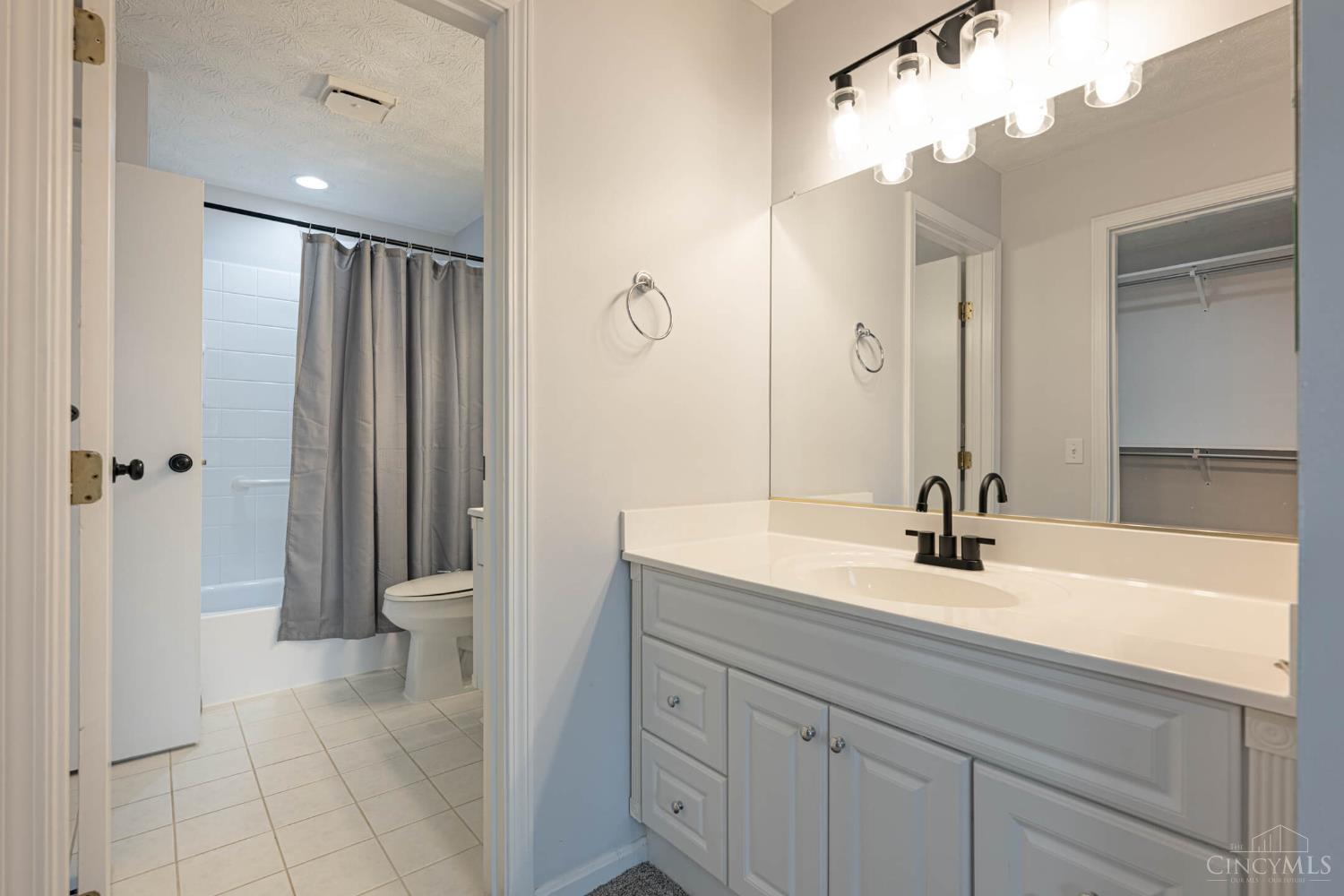 124 Chapel Hill Drive, Fairfield, OH, 45014 — photo 15