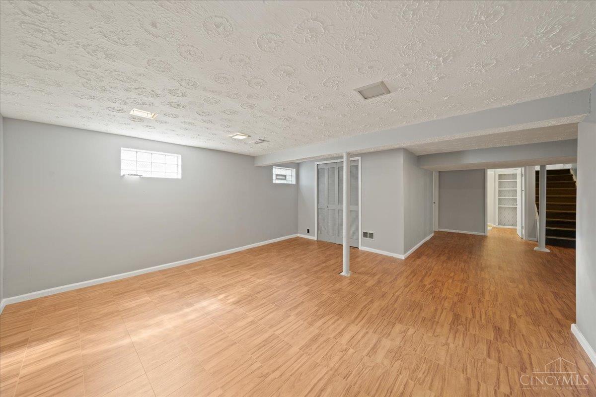 7823 Greenbriar Lane, Madeira, OH, 45243 — photo 26