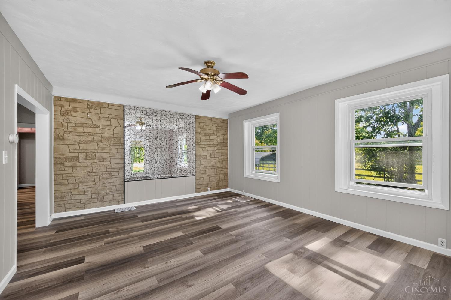 904 Locust Corner Road, Pierce Twp, OH, 45245 — photo 5