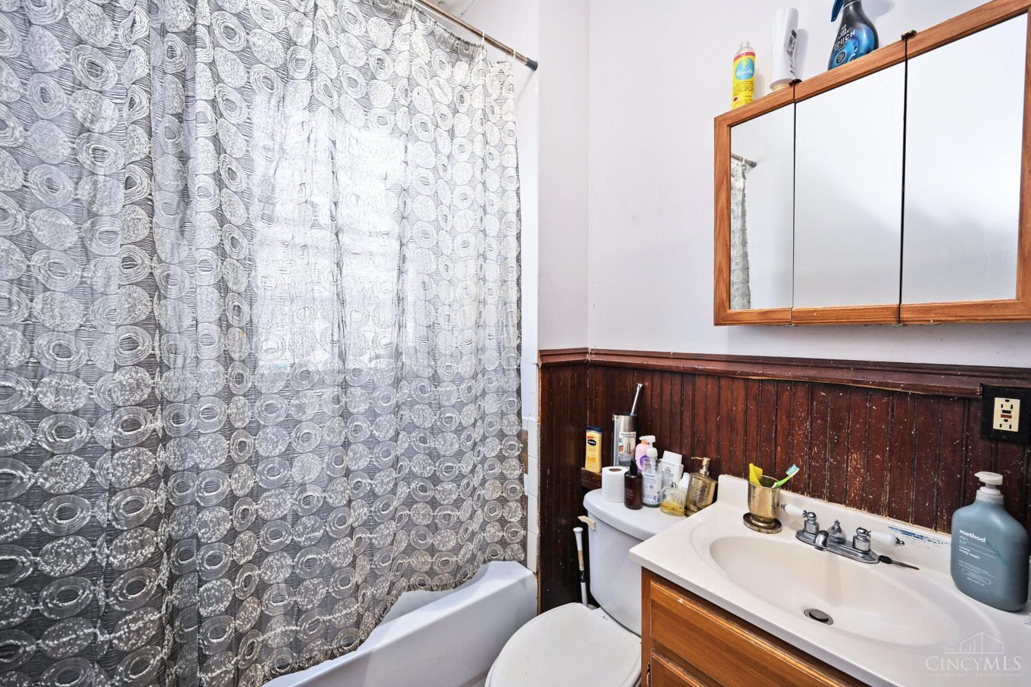 935 Woodlawn Avenue, Cincinnati, OH, 45205 — photo 15