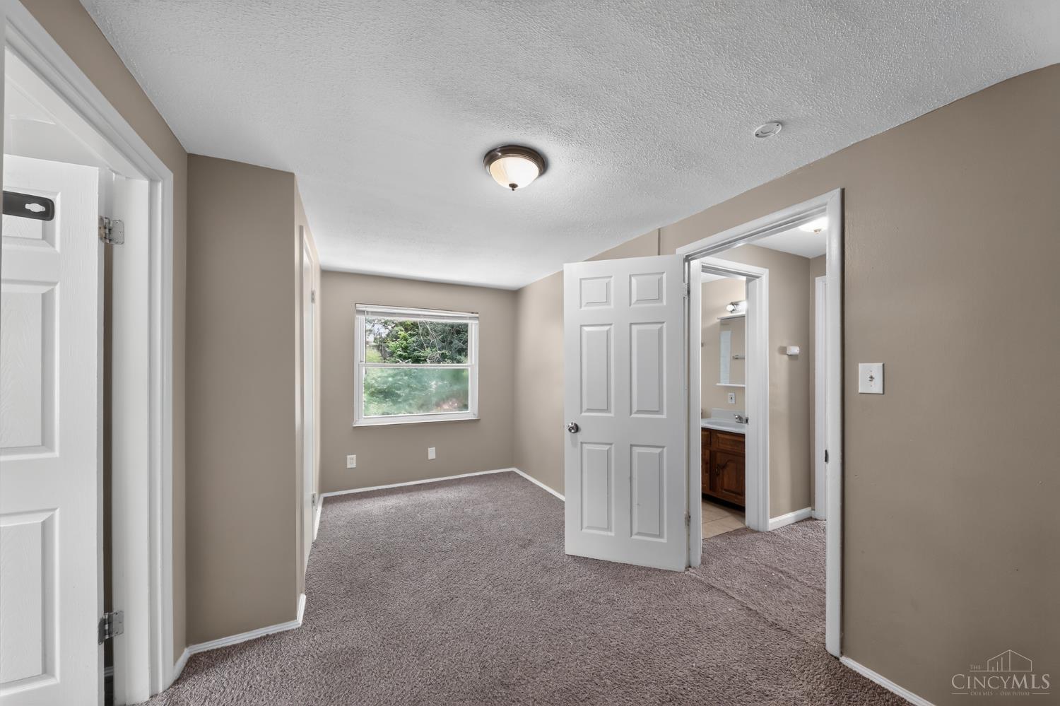 1703 Ashbrook Drive, Cincinnati, OH, 45238 — photo 14