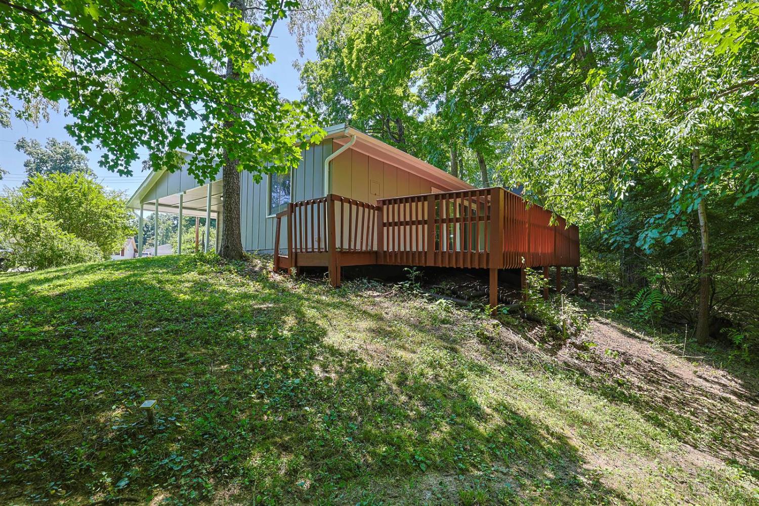 404 Mohican Drive, Loveland, OH, 45140 — photo 33