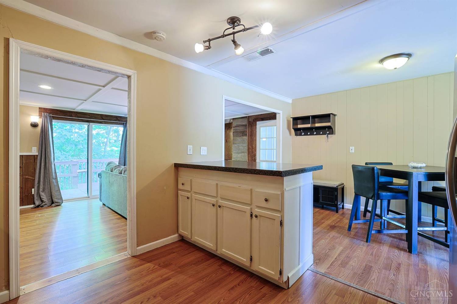 404 Mohican Drive, Loveland, OH, 45140 — photo 11