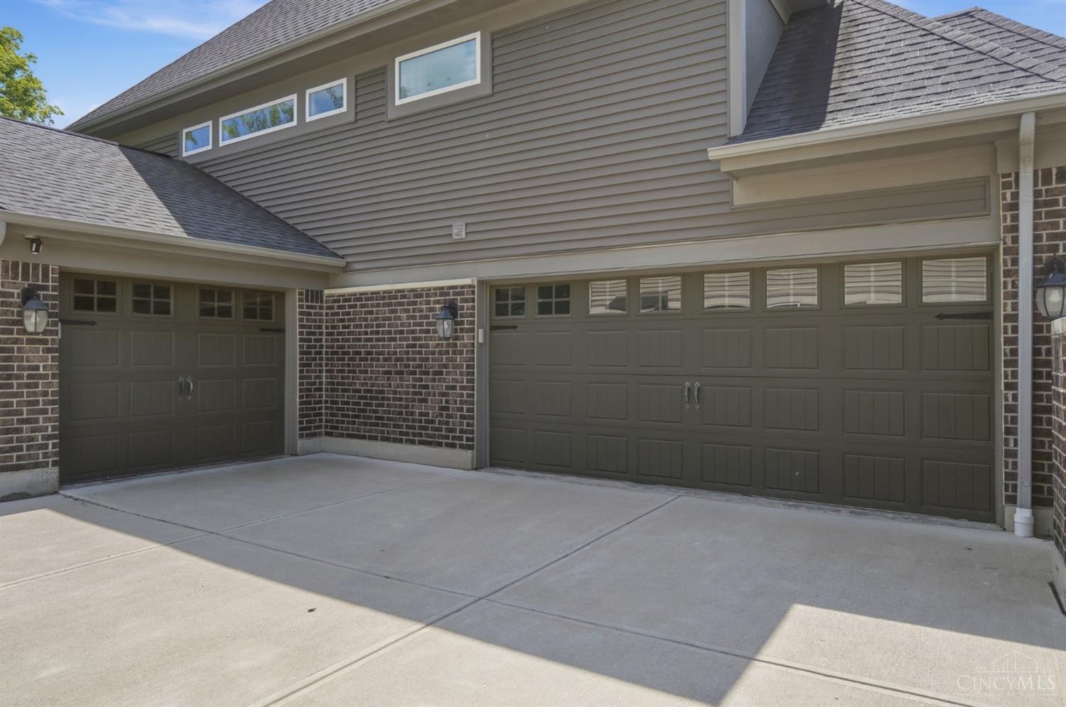2nd image of 4644 Swift Ct, Turtle Creek Twp, OH 45036 | MLS# 1886882