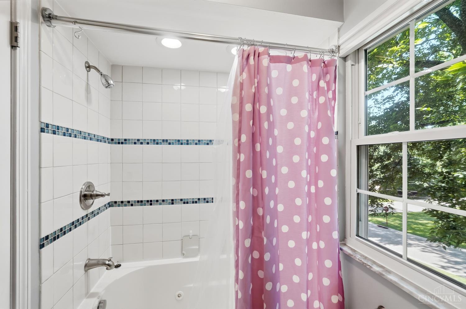2899 Saddleback Drive