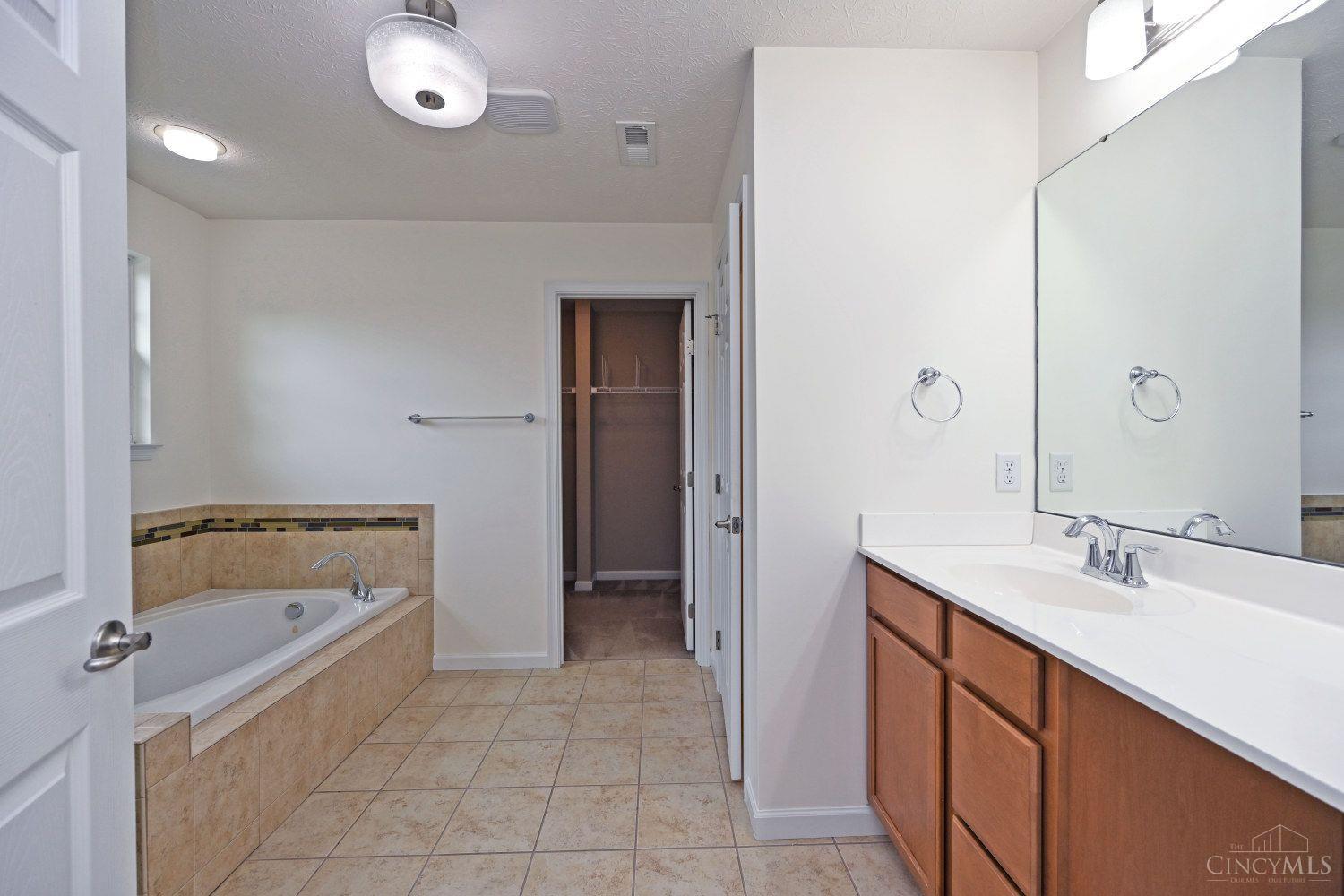 1091 Sophia Drive, Miami Twp, OH, 45150 — photo 41