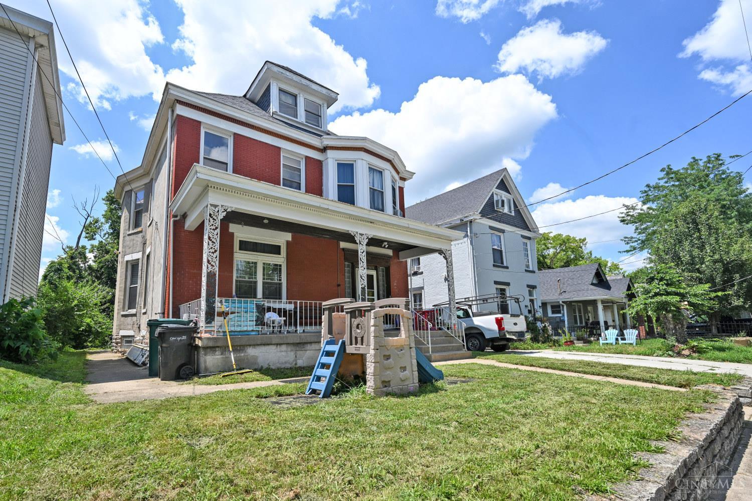 935 Woodlawn Avenue, Cincinnati, OH, 45205 — photo 2