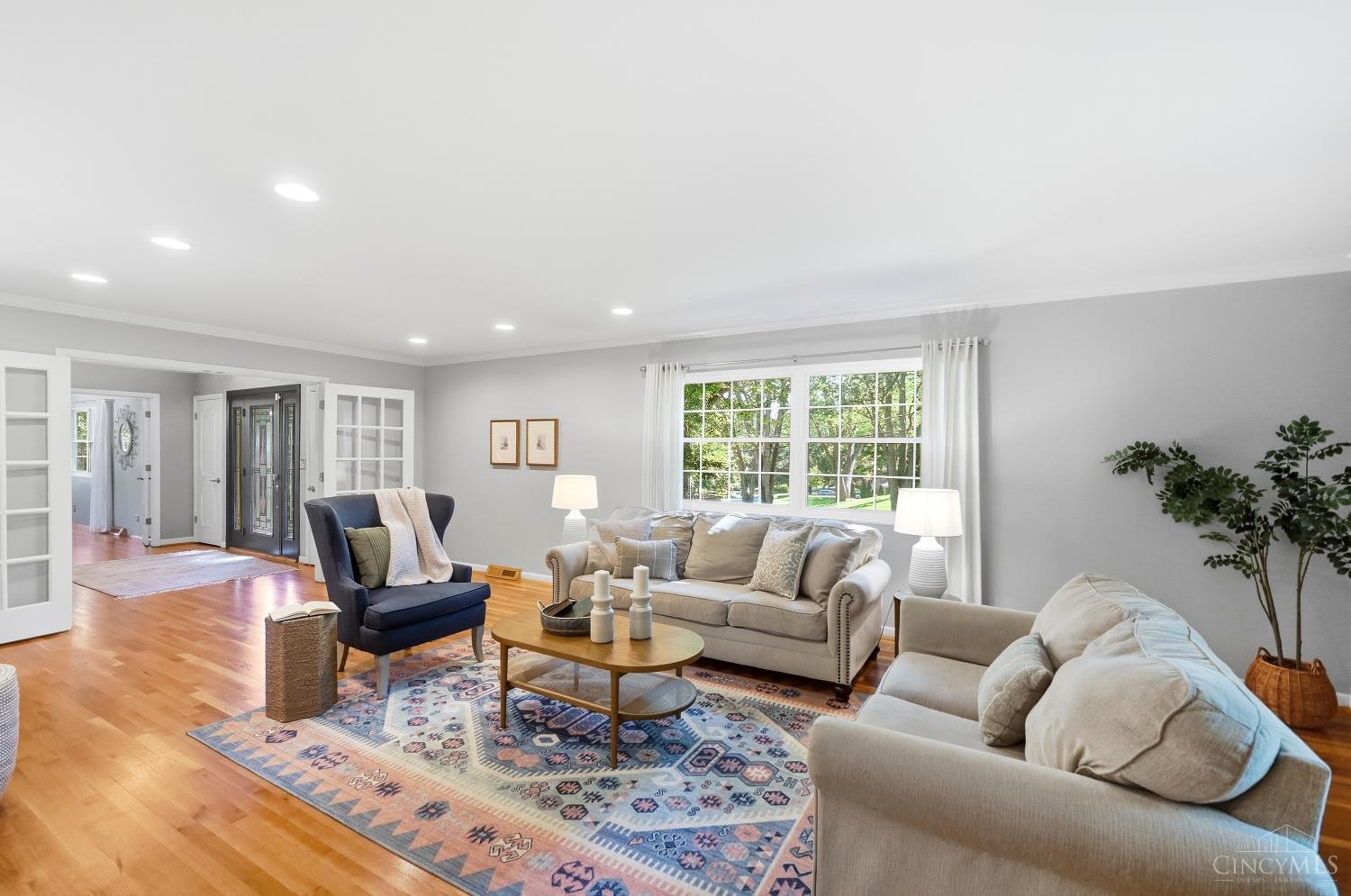 2899 Saddleback Drive