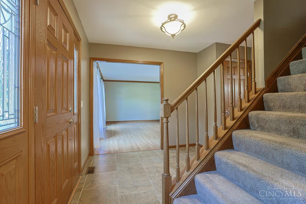 9429 Stonecrest Court, Symmes Twp, OH, 45249 — photo 4