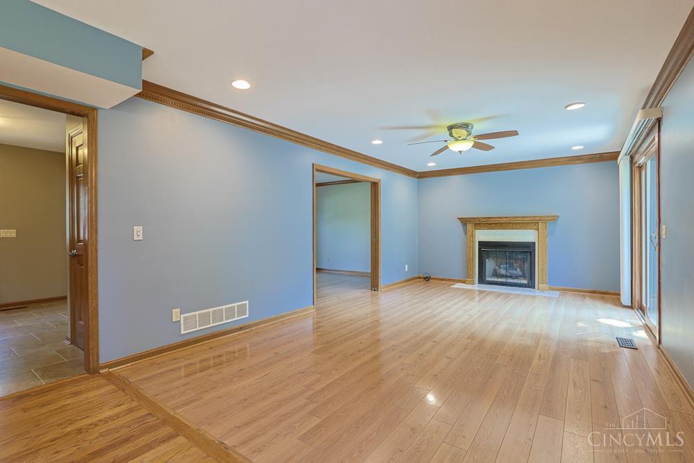 9429 Stonecrest Court, Symmes Twp, OH, 45249 — photo 10