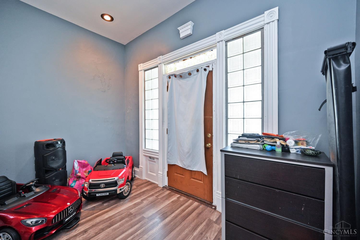 935 Woodlawn Avenue, Cincinnati, OH, 45205 — photo 4