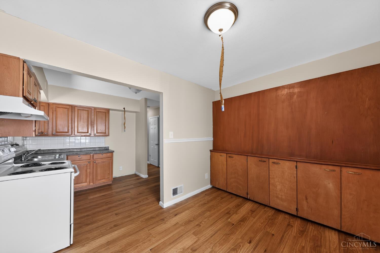 1703 Ashbrook Drive, Cincinnati, OH, 45238 — photo 13