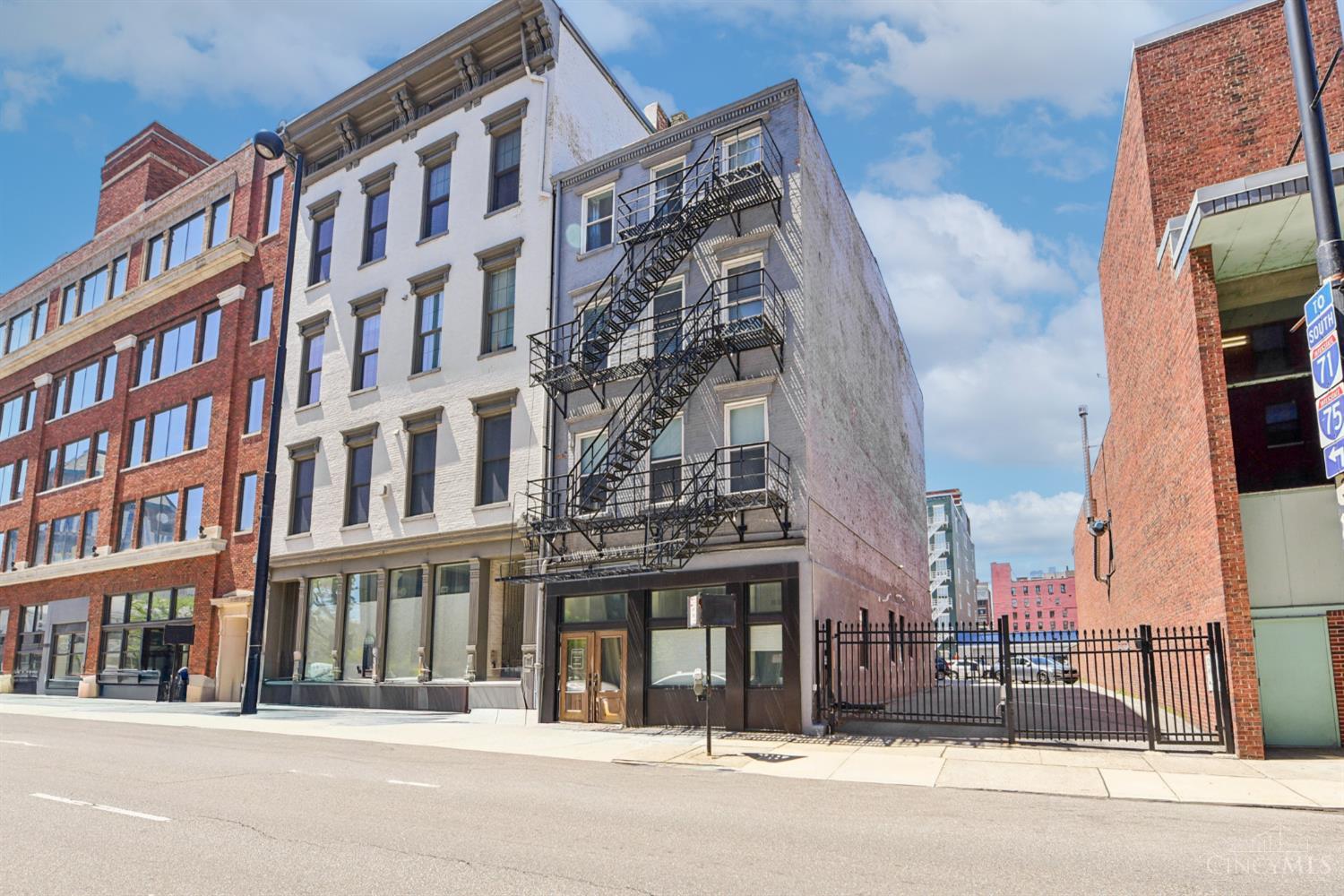 817 Broadway Street #3, Cincinnati, OH, 45202 — photo 2