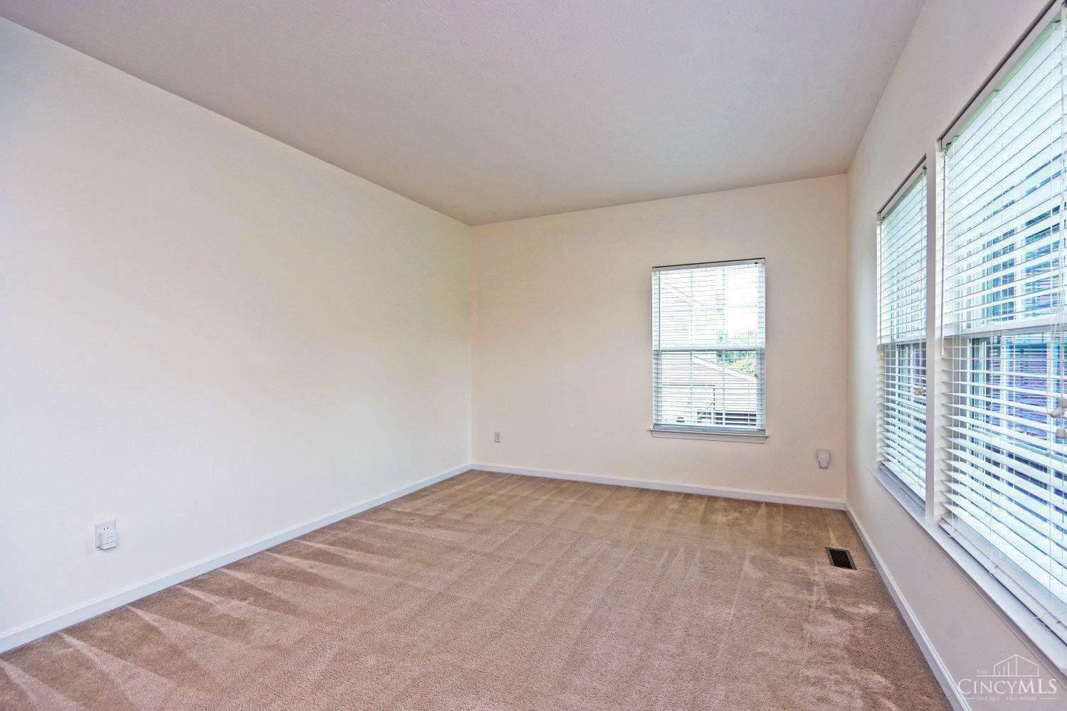 1091 Sophia Drive, Miami Twp, OH, 45150 — photo 11