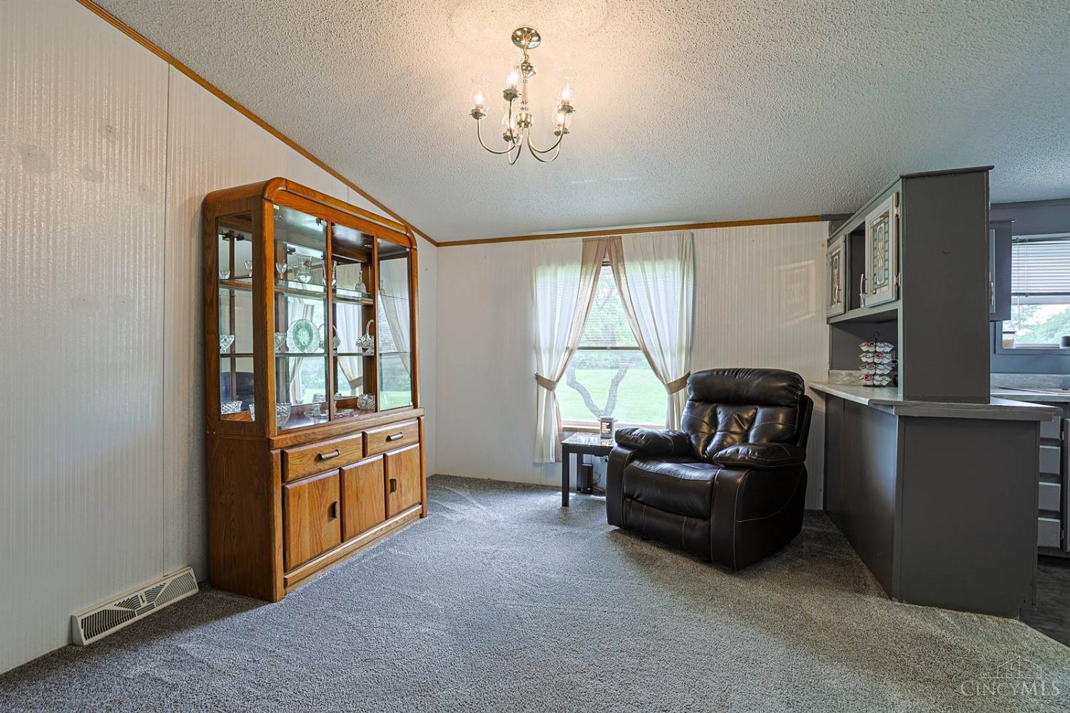 4096 Camden West Elkton Road, Gratis Twp, OH, 45064 — photo 10