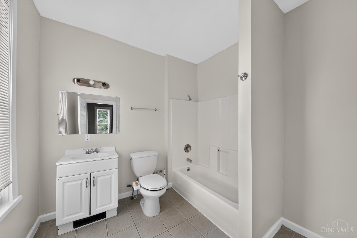 6718 Ledge Street, Cincinnati, OH, 45227 — photo 26