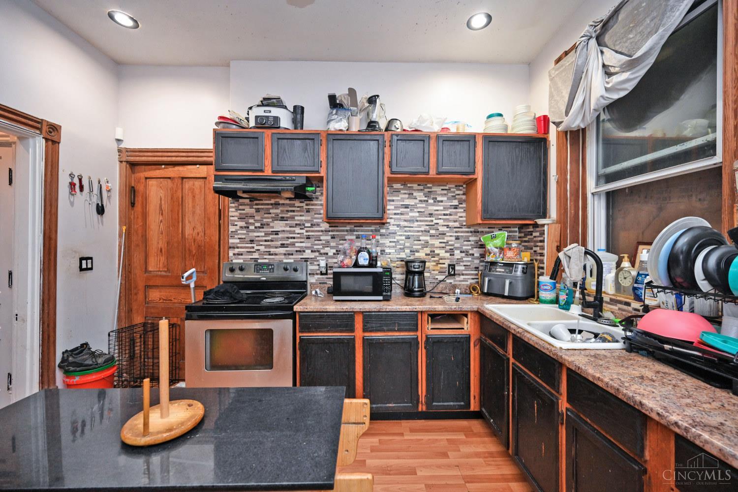 935 Woodlawn Avenue, Cincinnati, OH, 45205 — photo 11