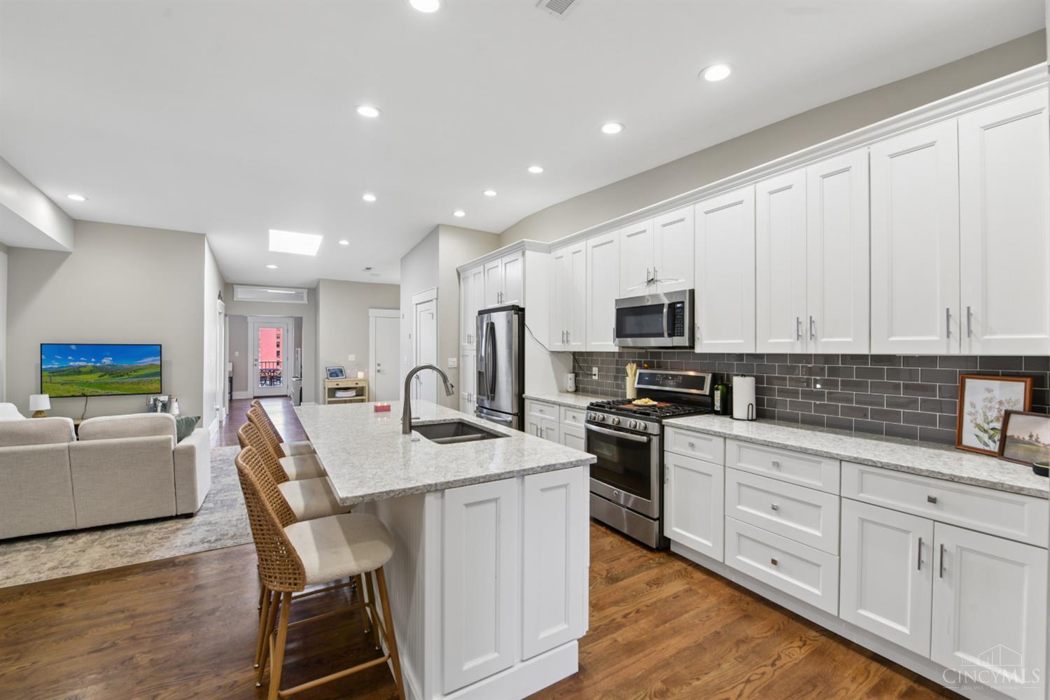 817 Broadway Street #3, Cincinnati, OH, 45202 — photo 7