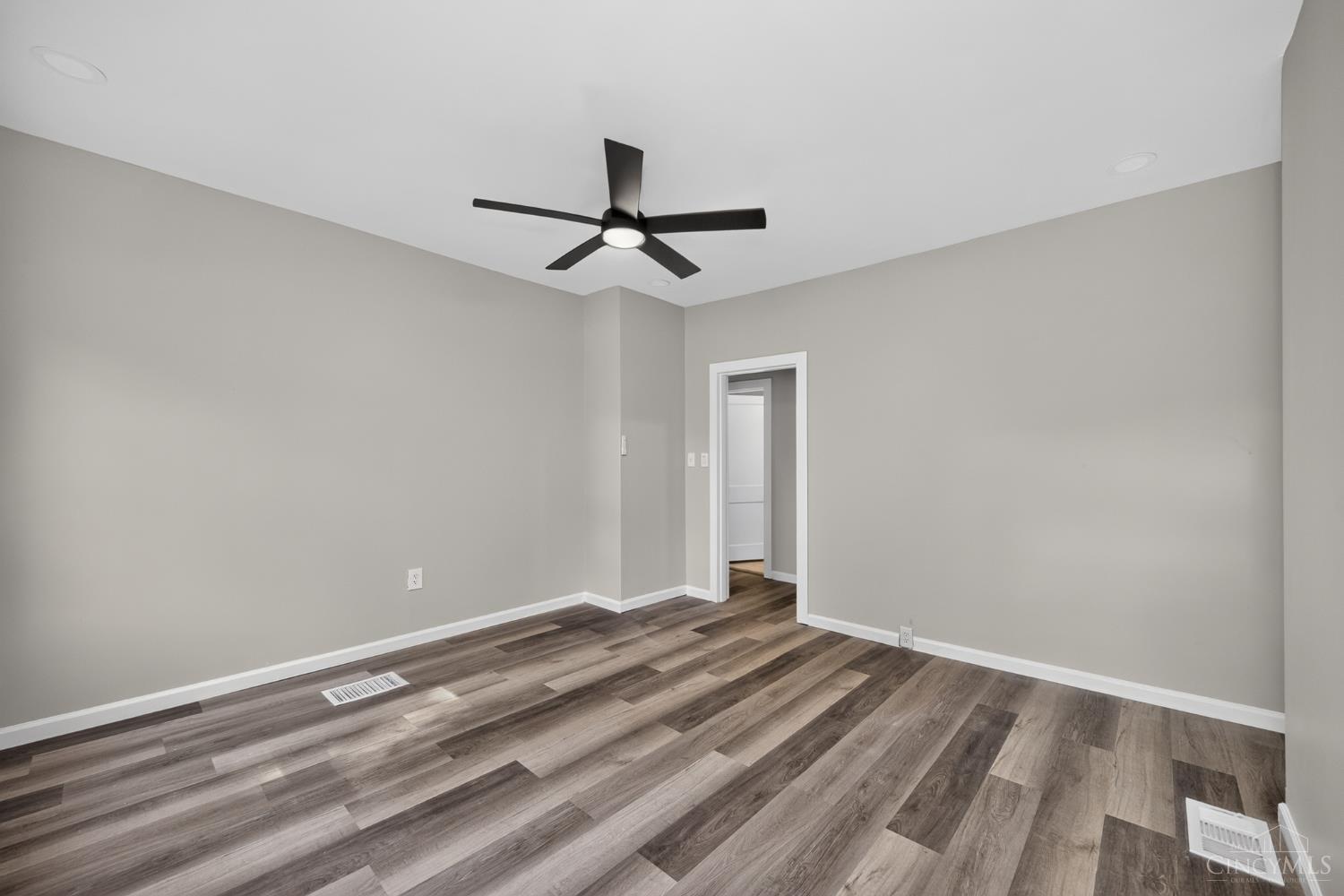904 Locust Corner Road, Pierce Twp, OH, 45245 — photo 19