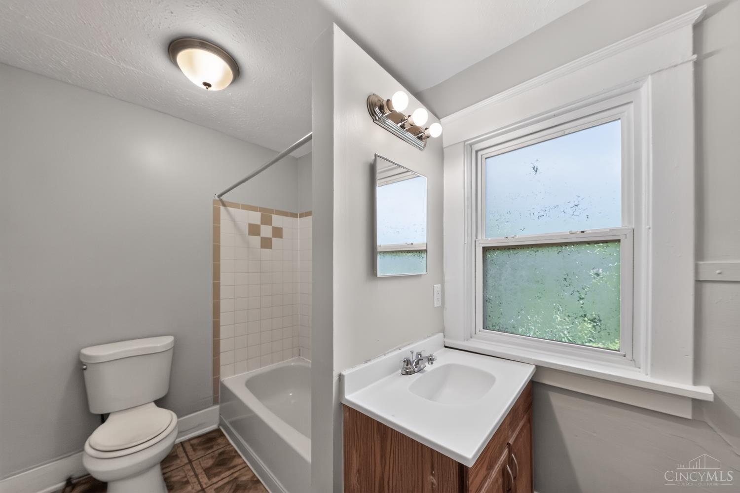 409 Purcell Avenue, Cincinnati, OH, 45205 — photo 22