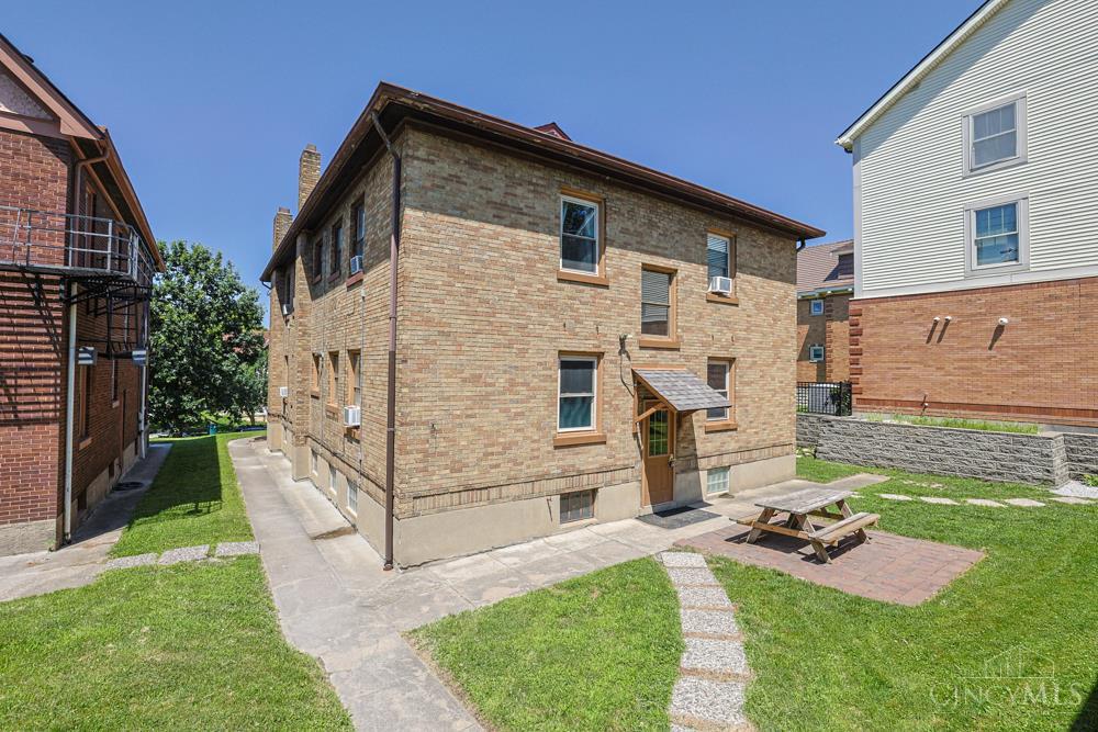 2724 Stratford Avenue, Cincinnati, OH, 45220 — photo 41