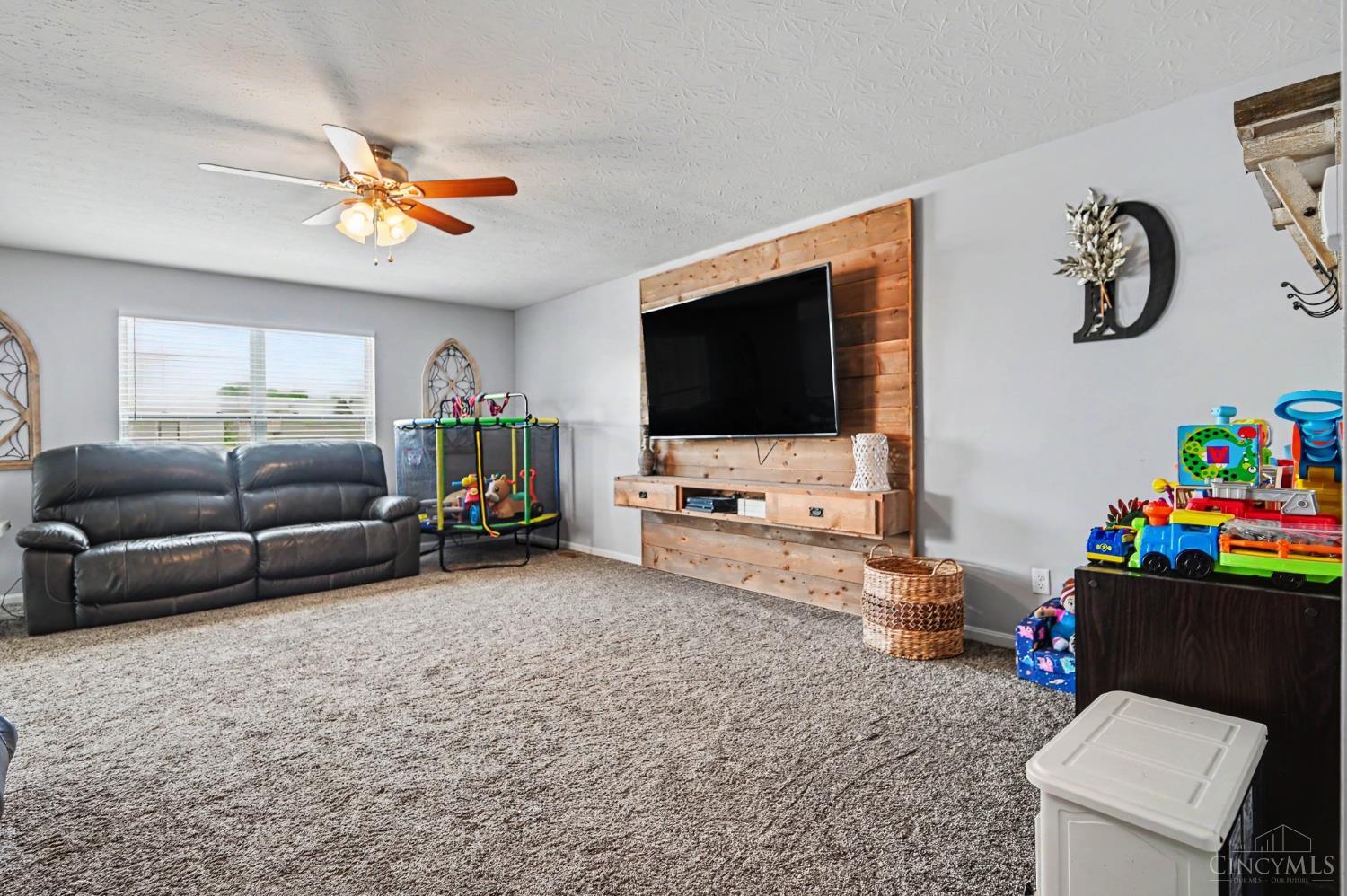 707 Holland Court, Trenton, OH, 45067 — photo 5