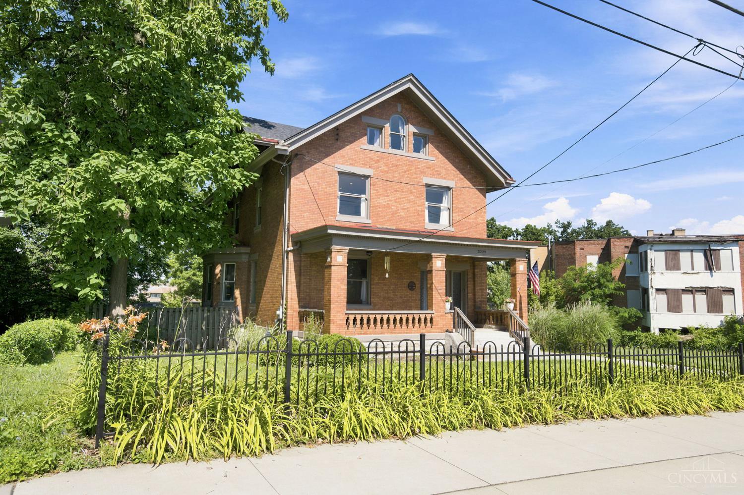 3229 Woodburn Avenue, Cincinnati, OH, 45207 — photo 59