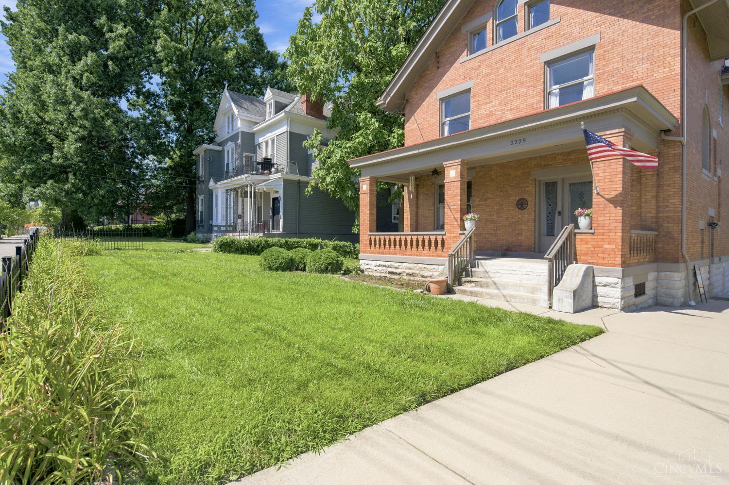 3229 Woodburn Avenue, Cincinnati, OH, 45207 — photo 2