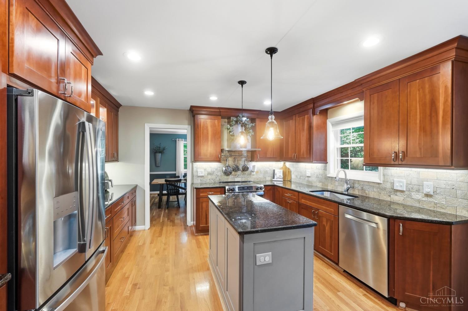 2899 Saddleback Drive