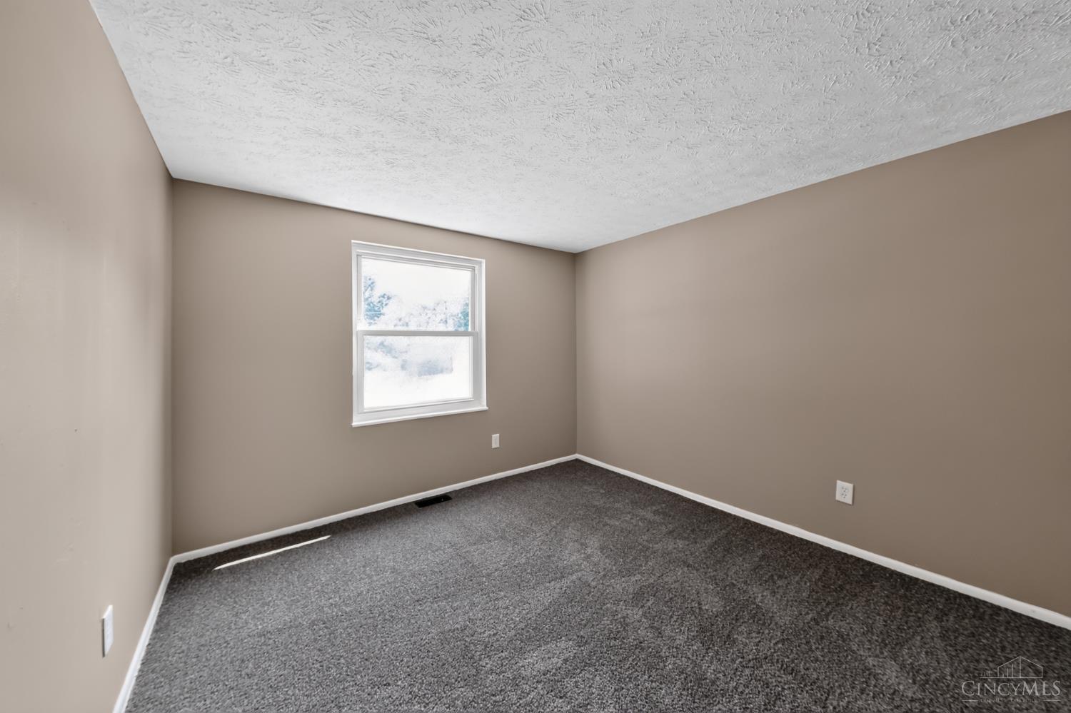 9845 Loralinda Drive, Colerain Twp, OH, 45251 — photo 14