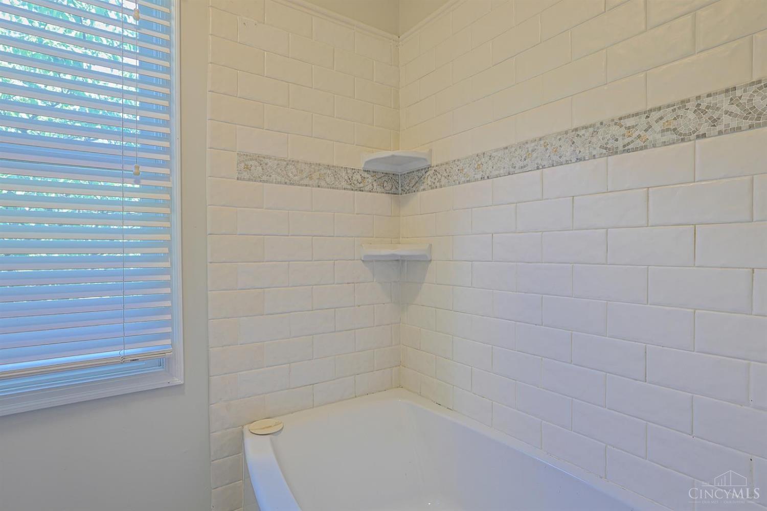 6947 Dimmick Road, West Chester, OH, 45069 — photo 36