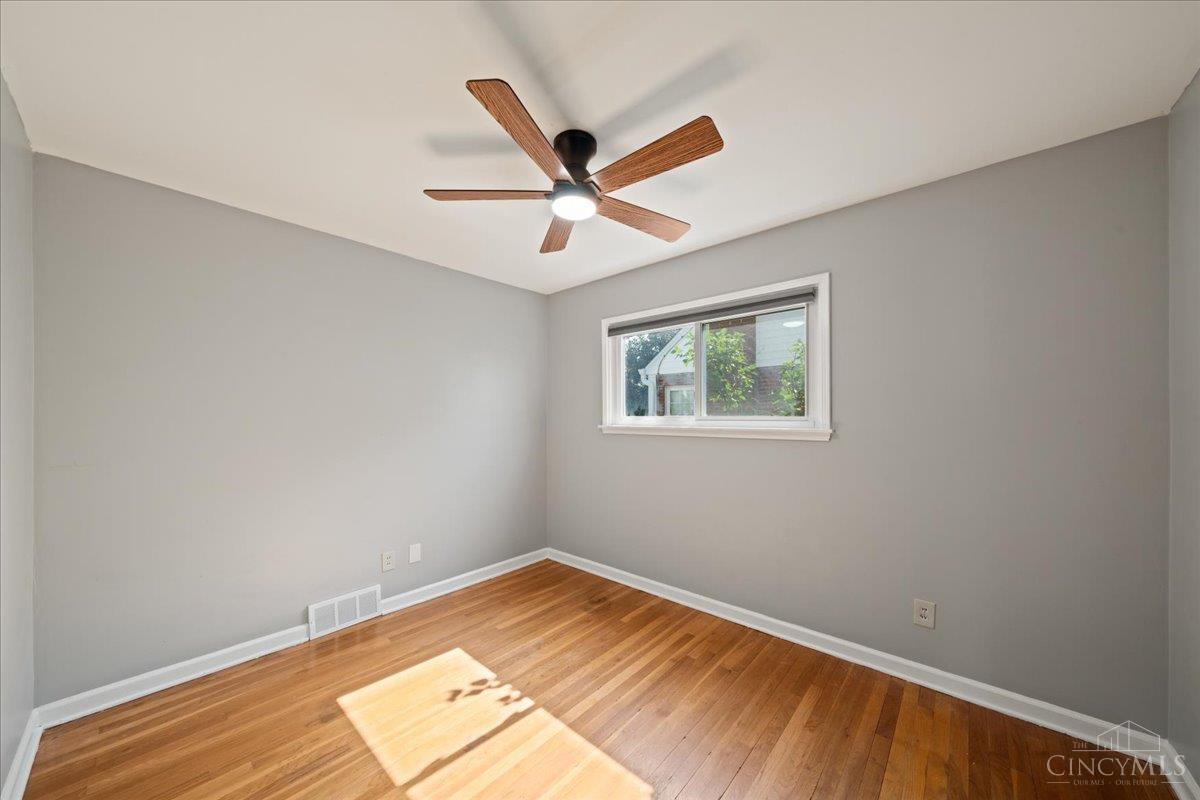 7823 Greenbriar Lane, Madeira, OH, 45243 — photo 12