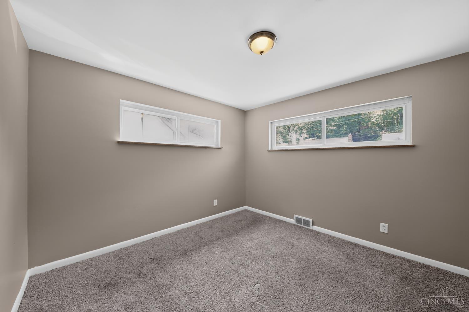 1703 Ashbrook Drive, Cincinnati, OH, 45238 — photo 21
