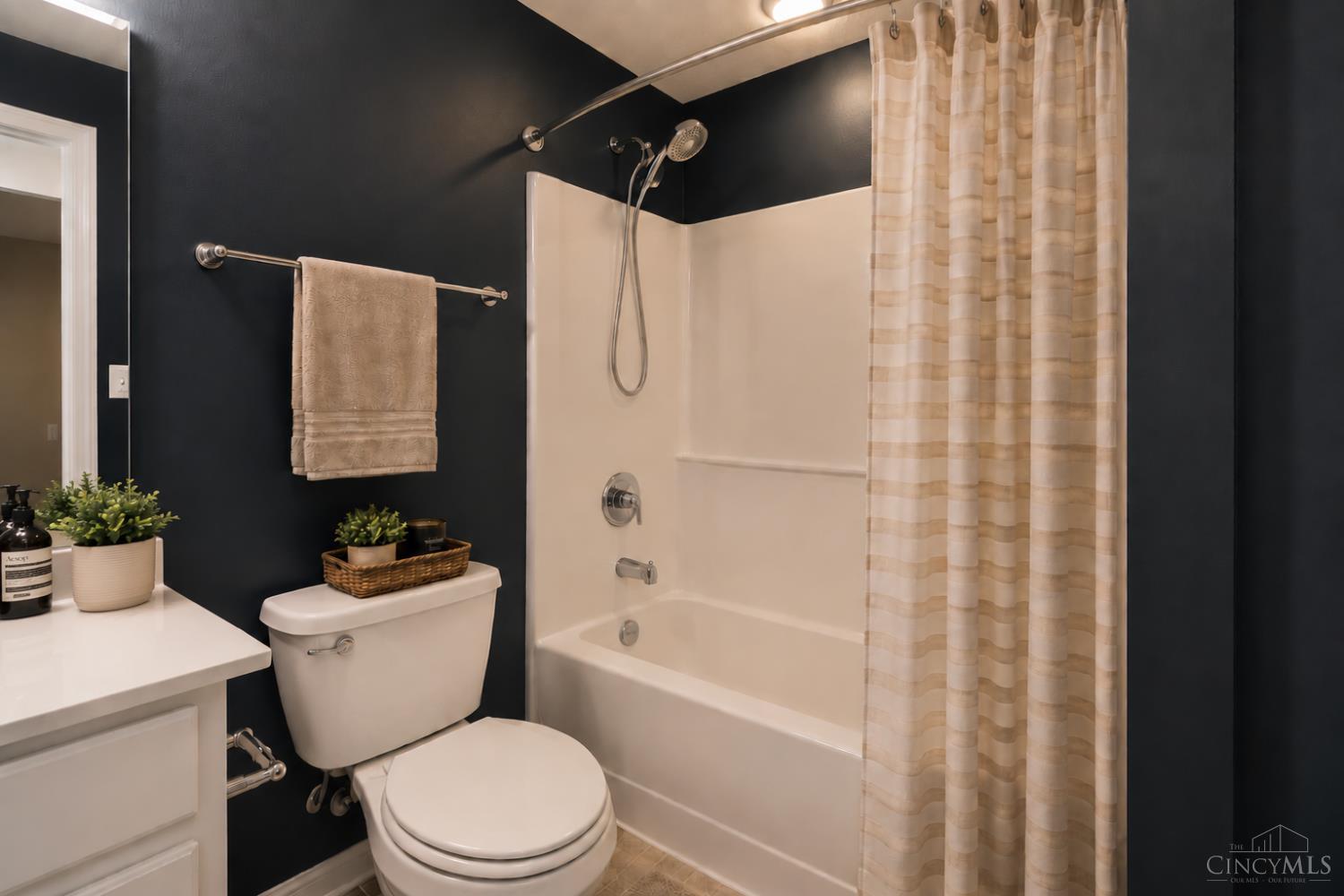 1091 Sophia Drive, Miami Twp, OH, 45150 — photo 30