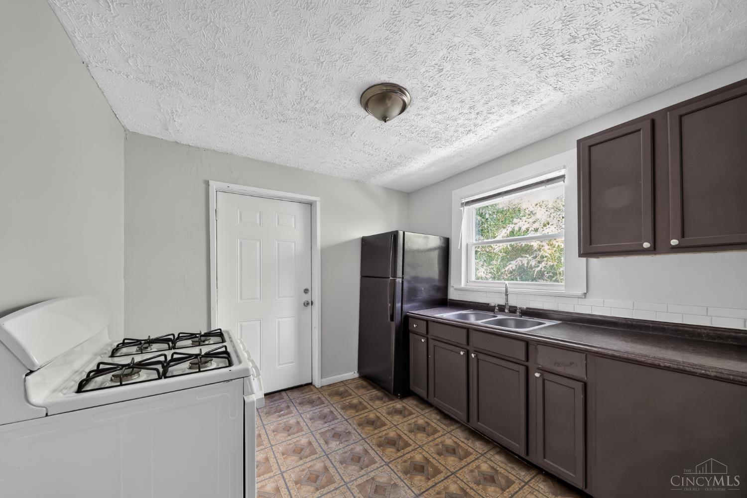 409 Purcell Avenue, Cincinnati, OH, 45205 — photo 9