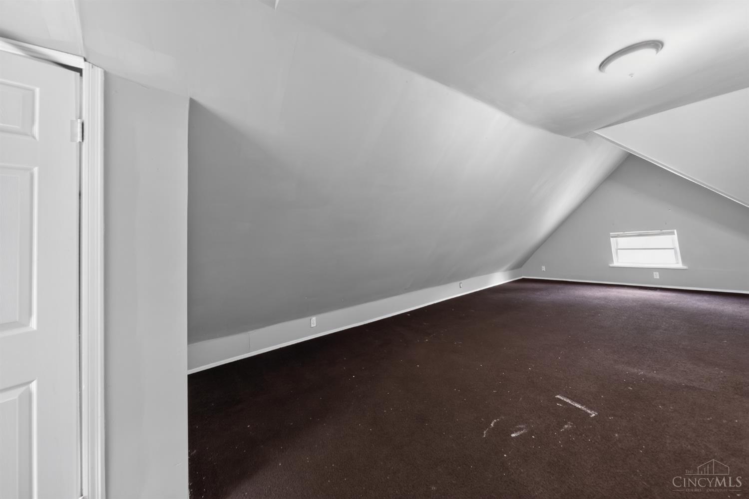 6718 Ledge Street, Cincinnati, OH, 45227 — photo 11