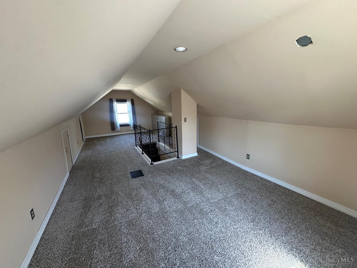 7565 Ross Avenue, Springfield Twp., OH, 45237 — photo 27