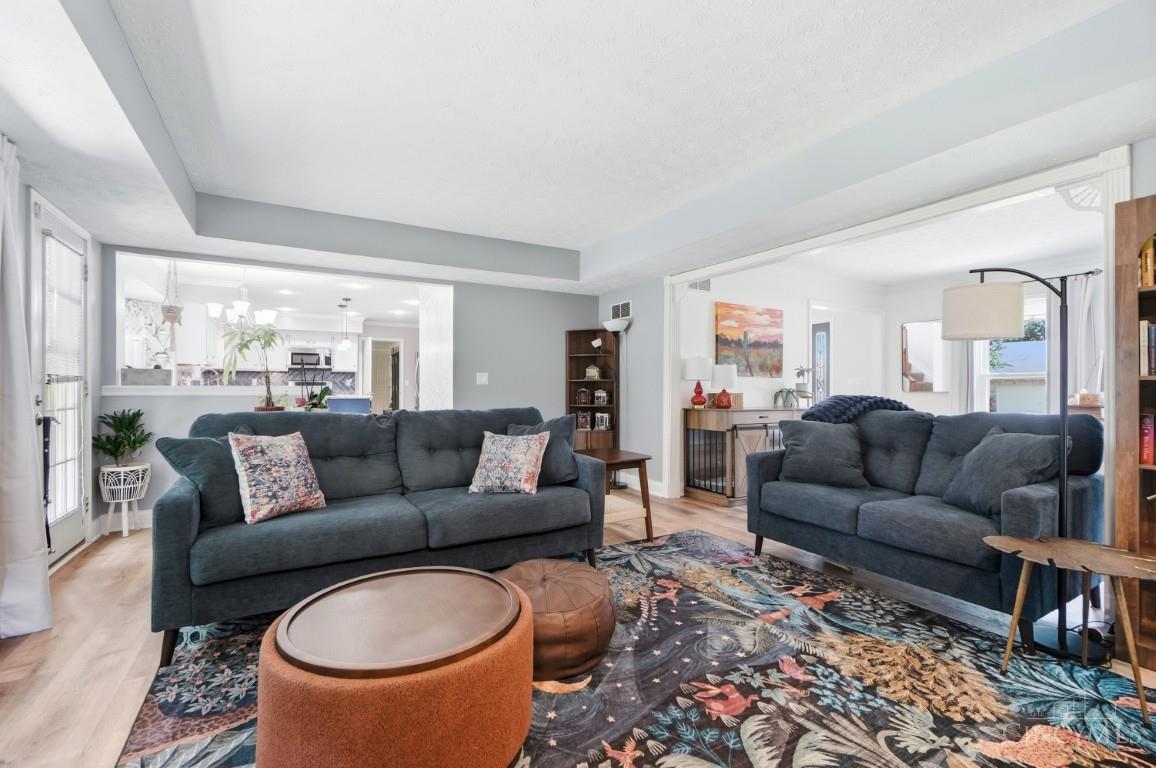9943 McCauly Woods Drive, Sharonville, OH, 45241 — photo 10