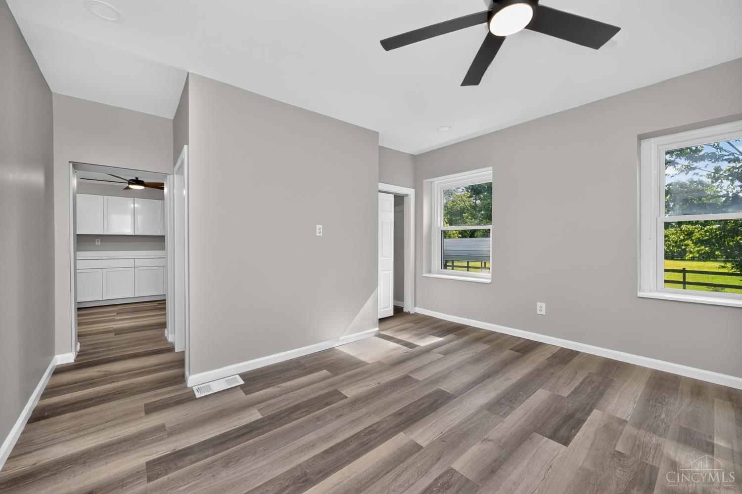 904 Locust Corner Road, Pierce Twp, OH, 45245 — photo 17