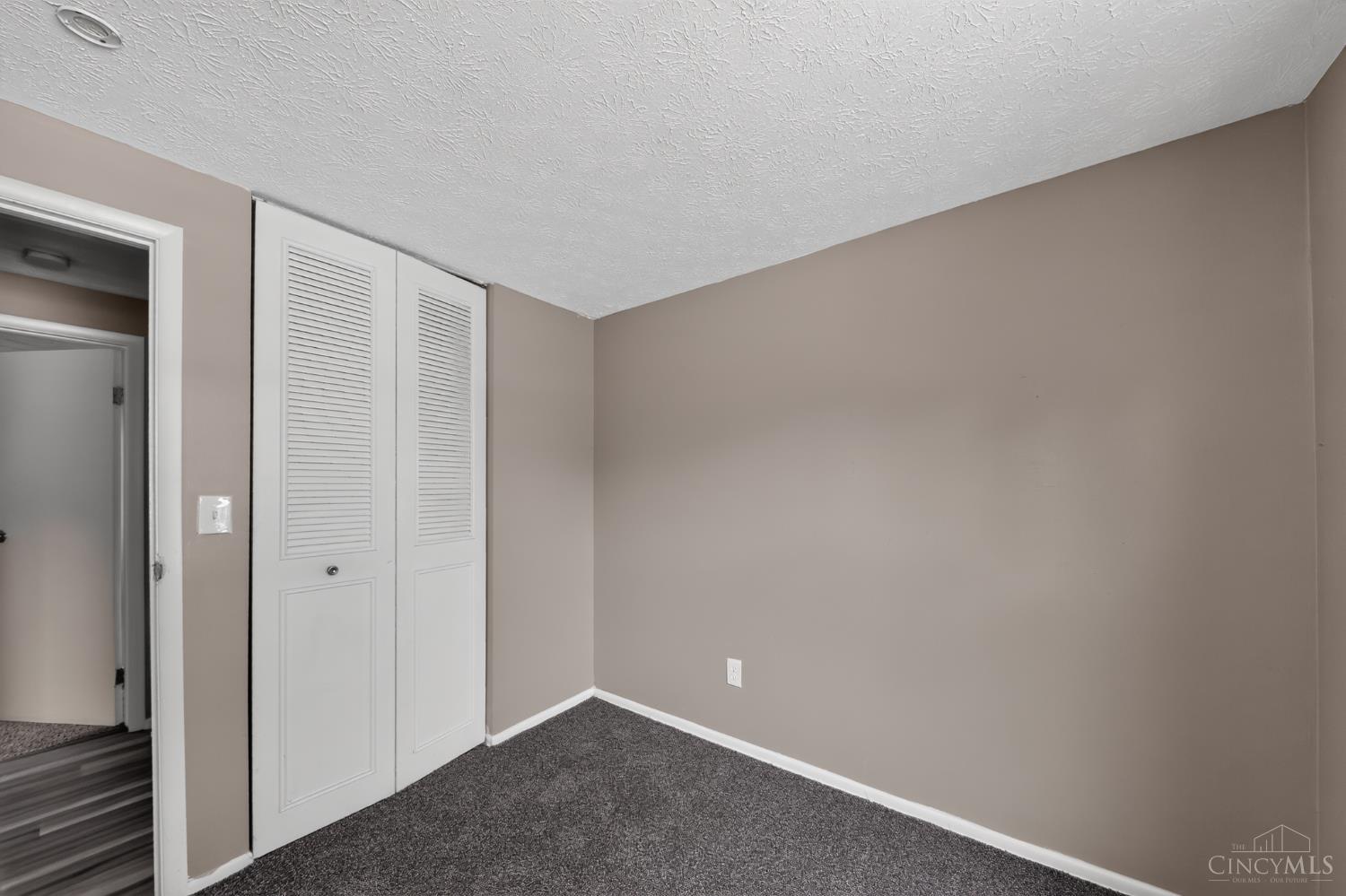 9845 Loralinda Drive, Colerain Twp, OH, 45251 — photo 20