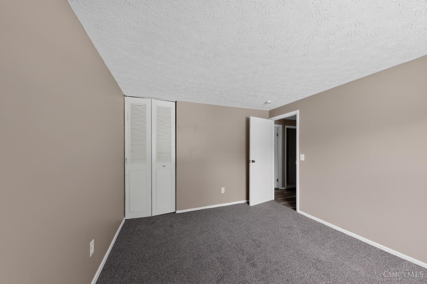9845 Loralinda Drive, Colerain Twp, OH, 45251 — photo 18