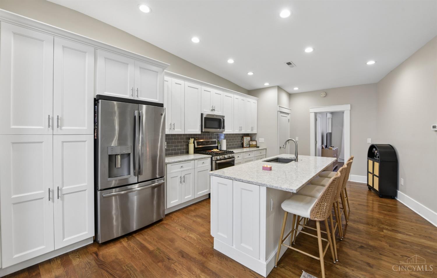 817 Broadway Street #3, Cincinnati, OH, 45202