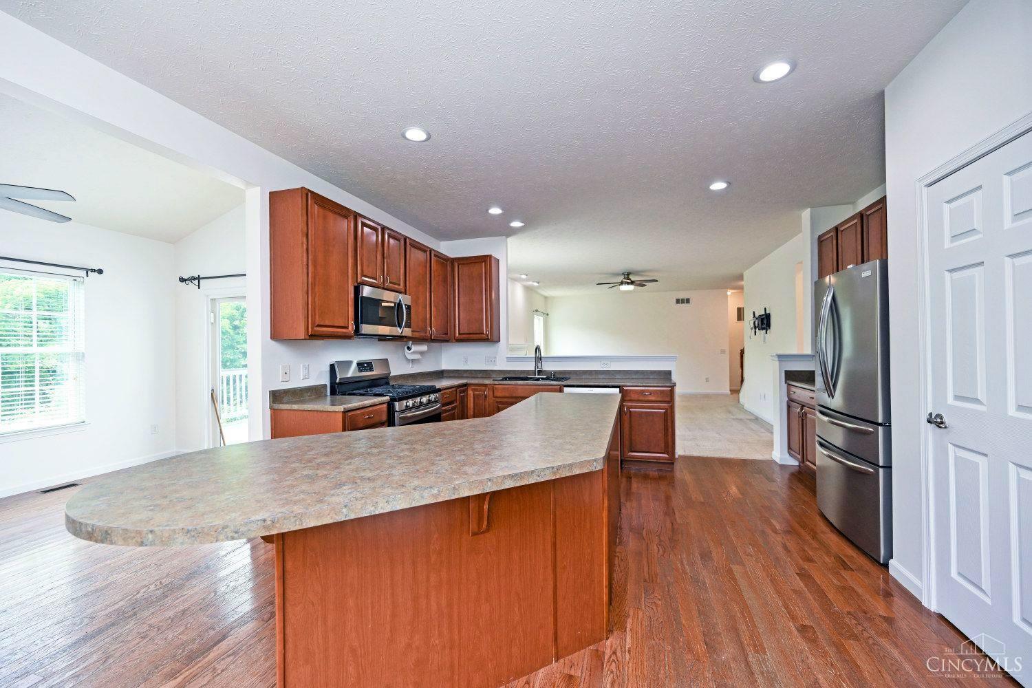 1091 Sophia Drive, Miami Twp, OH, 45150 — photo 7