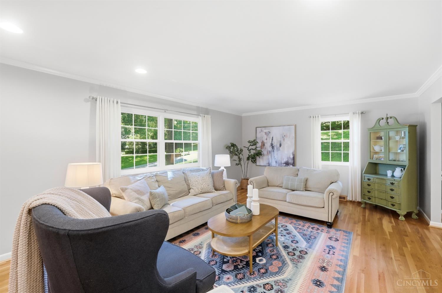 2899 Saddleback Drive