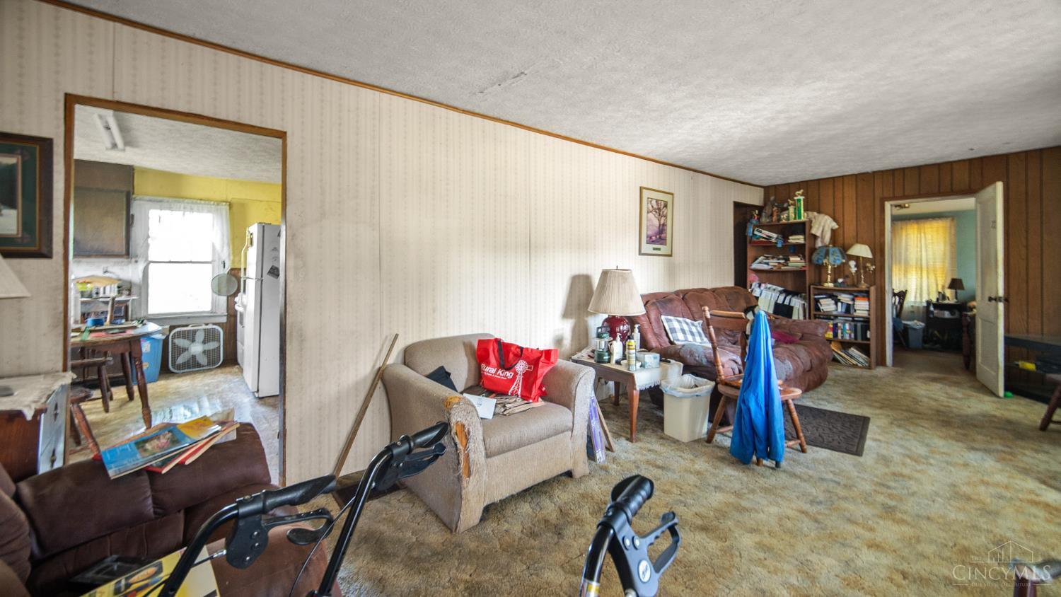 689 Logans Lane, Tiffin Twp, OH, 45693 — photo 9