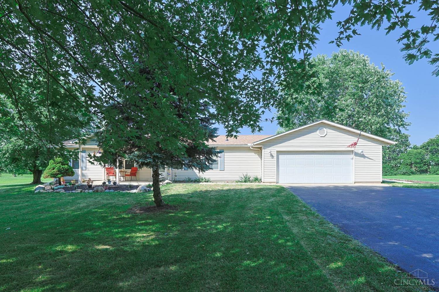 4096 Camden West Elkton Road, Gratis Twp, OH, 45064 — photo 2